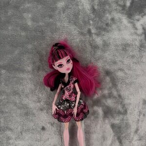 Monster High Draculaura Doll Exchange Program Kyoto Japan Pink Black Dress
